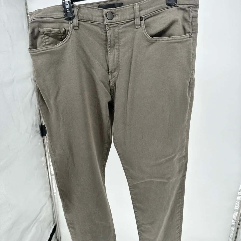 J Brand Men's Kane Slim Fit Gray Jeans - Picture 1 of 11